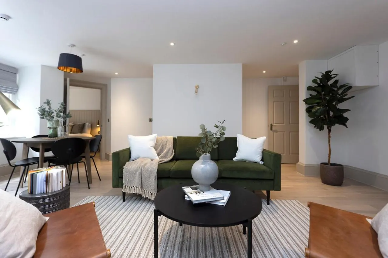 إدنبرة 29 Queen Street Luxury Flats