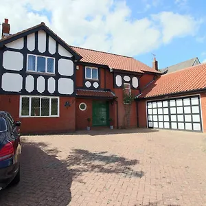  Guest house Chartwell Grove United Kingdom