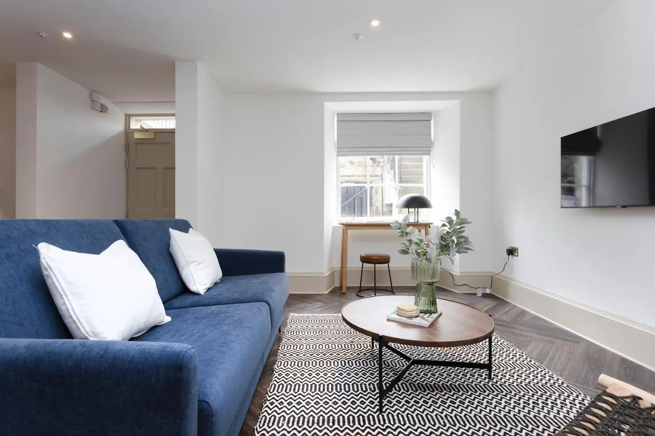 29 Queen Street Luxury Flats Edinburgh 0*,